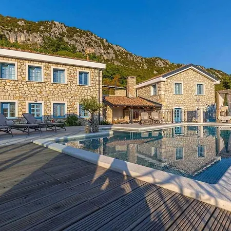 Villa Luxus By Aneo Travel *