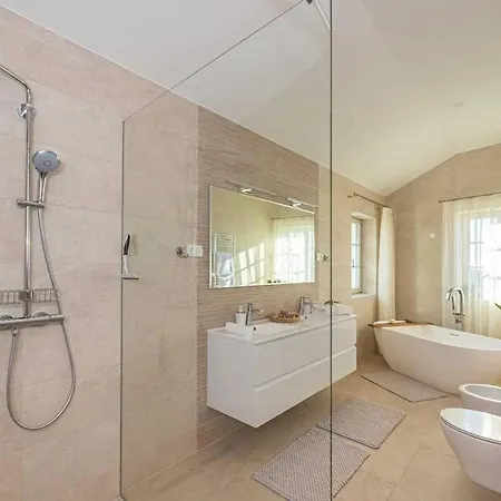 Villa Luxus By Aneo Travel Bribir (Primorje-Gorski Kotar)